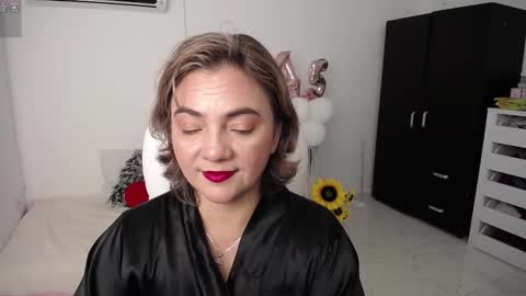 Snapshot of ana_hotmilf chatting on 01-26-25, 01:04  Ana  online show from 01-26-25, 01:04