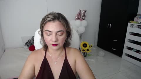 Snapshot of ana_hotmilf chatting on 02-01-25, 11:16  Ana  online show from 02-01-25, 11:16