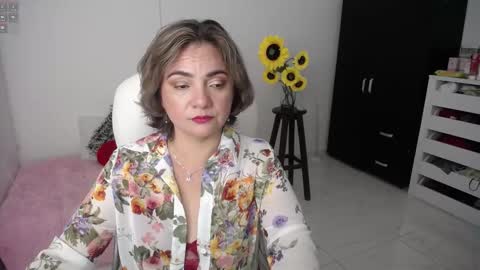 Snapshot of ana_hotmilf chatting on 02-17-25, 02:53  Ana  online show from 02-17-25, 02:53