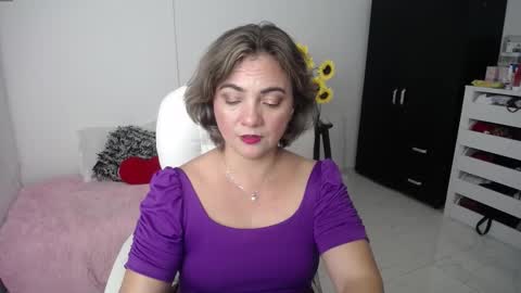 Snapshot of ana_hotmilf chatting on 02-18-25, 02:27  Ana  online show from 02-18-25, 02:27