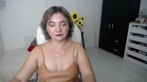 Snapshot of ana_hotmilf chatting on 03-05-25, 02:14  Ana  online show from 03-05-25, 02:14