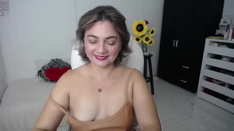Snapshot of ana_hotmilf chatting on 03-09-25, 11:25  Ana  online show from 03-09-25, 11:25