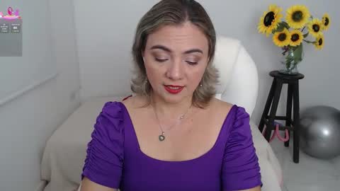 Snapshot of ana_hotmilf chatting on 09-13-25, 11:15  Ana  online show from 09-13-25, 11:15