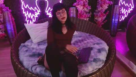 Snapshot of ana_luve chatting on 11-12-25, 08:41 Ana online show from 11-12-25, 08:41