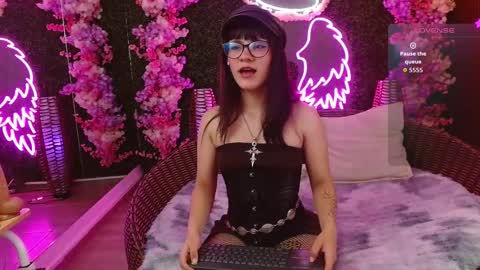 Snapshot of ana_luve chatting on 03-09-26, 04:27 Ana online show from 03-09-26, 04:27