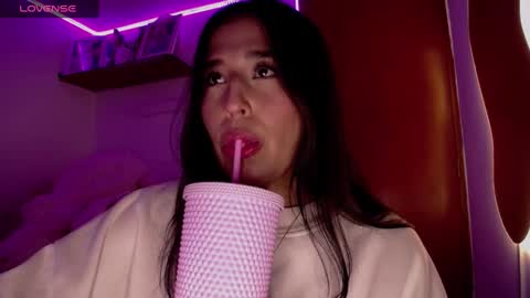 Ana online show from 01-08-25, 01:11