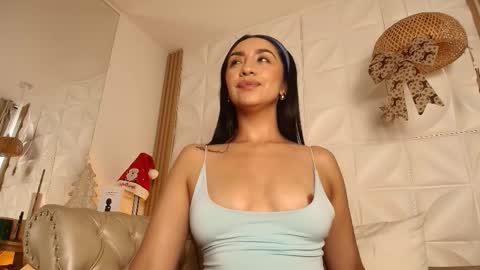   online show from 12-19-25, 08:38