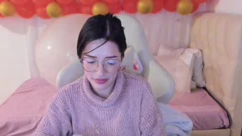 Snapshot of ana_ruuh chatting on 02-12-25, 09:33 Im anna but you can call me as you want online show from 02-12-25, 09:33