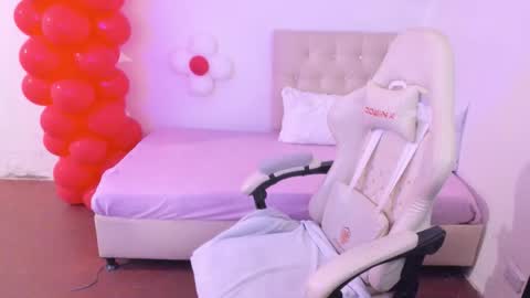 Snapshot of ana_ruuh chatting on 03-13-26, 10:49 Im anna but you can call me as you want online show from 03-13-26, 10:49