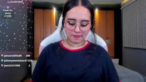 Snapshot of ana_taylor2 chatting on 02-13-25, 12:57 Ana online show from 02-13-25, 12:57