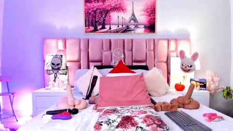 anaa_bellaa online show from 10-28-25, 01:03