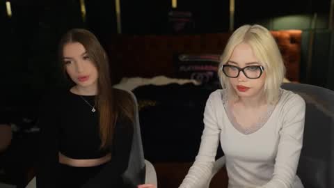 Sweet girls online show from 01-06-26, 11:14