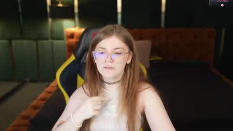 Sweet girls online show from 07-18-26, 11:03