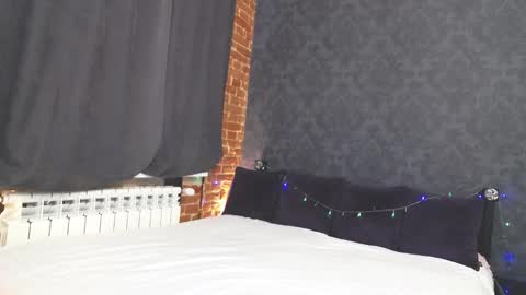 Anna online show from 10-15-25, 11:21