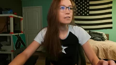 Snapshot of anabelleleigh chatting on 02-10-25, 02:05 Anabelleleigh online show from 02-10-25, 02:05