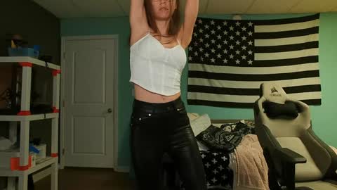 Snapshot of anabelleleigh chatting on 09-09-25, 12:59 Anabelleleigh online show from 09-09-25, 12:59