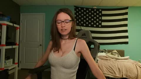 Snapshot of anabelleleigh chatting on 09-30-25, 12:32 Anabelleleigh online show from 09-30-25, 12:32