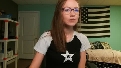 Snapshot of anabelleleigh chatting on 10-08-25, 12:25 Anabelleleigh online show from 10-08-25, 12:25