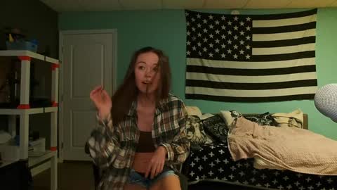 Snapshot of anabelleleigh chatting on 11-06-25, 02:56 Anabelleleigh online show from 11-06-25, 02:56