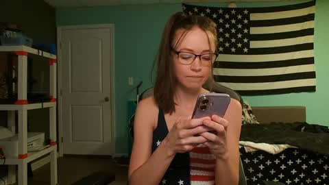 Snapshot of anabelleleigh chatting on 03-10-26, 02:16 Anabelleleigh online show from 03-10-26, 02:16