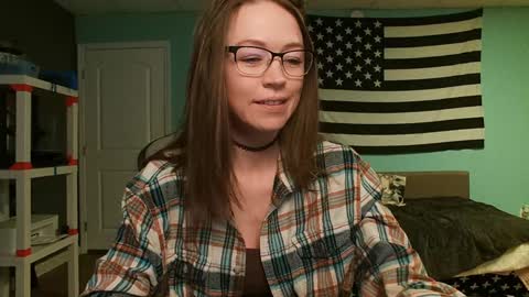 Snapshot of anabelleleigh chatting on 03-17-26, 02:05 Anabelleleigh online show from 03-17-26, 02:05