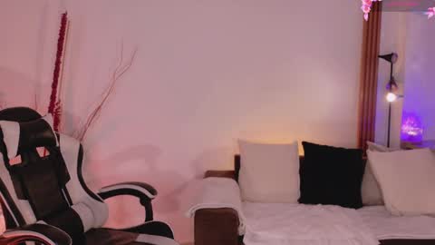 ANABEL WOLF  online show from 04-29-26, 02:54