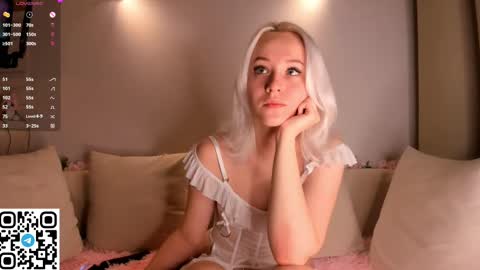 Snapshot of anadeya chatting on 03-12-25, 12:31 Deya online show from 03-12-25, 12:31
