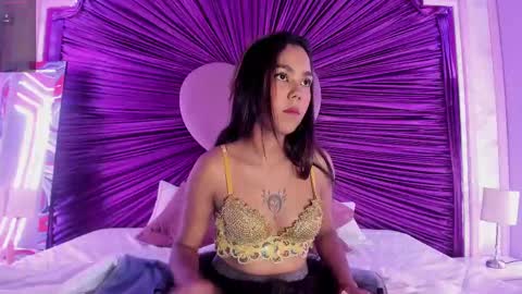 Anna online show from 03-02-25, 07:23