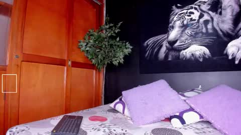 Anahi online show from 03-13-26, 03:24