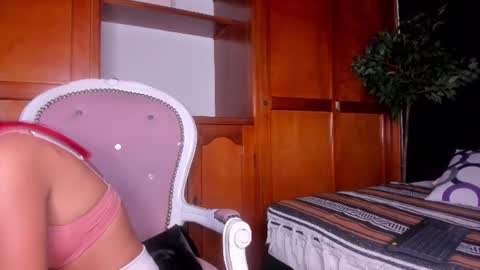 Anahi online show from 07-02-26, 03:17