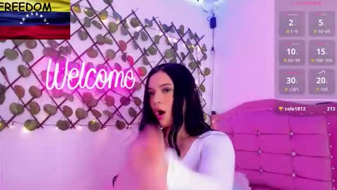 Anais online show from 10-25-25, 10:59