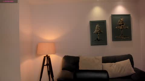 Snapshot of anaisnin1 chatting on 01-26-25, 11:50 Anais Nin online show from 01-26-25, 11:50