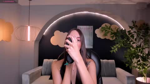 Snapshot of anaisnin1 chatting on 02-12-25, 12:22 Anais Nin online show from 02-12-25, 12:22