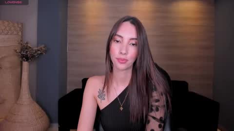 Snapshot of anaisnin1 chatting on 03-10-25, 11:42 Anais Nin online show from 03-10-25, 11:42