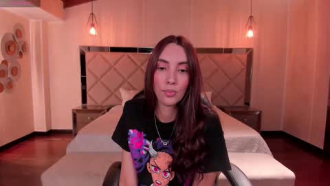 Snapshot of anaisnin1 chatting on 10-21-25, 03:29 Anais Nin online show from 10-21-25, 03:29