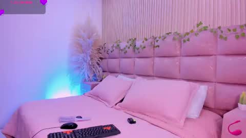 Snapshot of anaksunamun6 chatting on 06-17-26, 03:31 Ana online show from 06-17-26, 03:31
