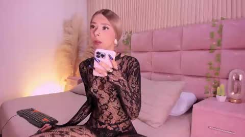Snapshot of anaksunamun6 chatting on 06-21-26, 03:31 Ana online show from 06-21-26, 03:31