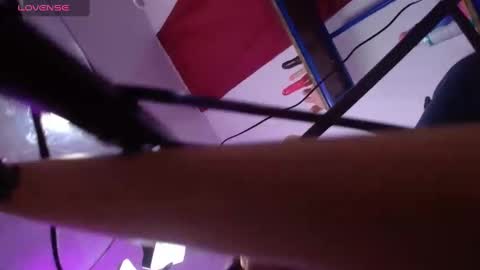 Snapshot of anal_pamela_squirt chatting on 11-12-25, 03:34 Pamela online show from 11-12-25, 03:34