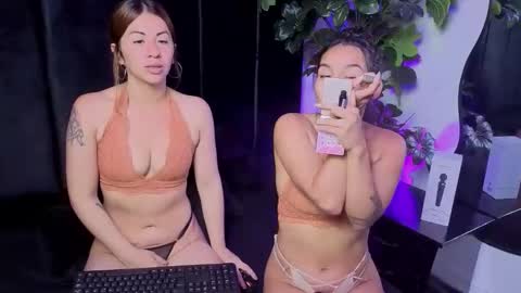 AbbyAndAntonela online show from 04-27-26, 01:53