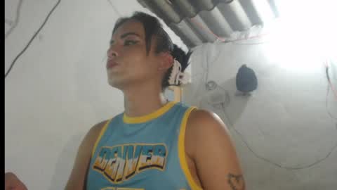 Analia smith online show from 05-05-26, 06:49