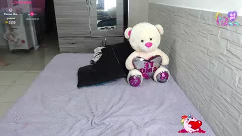 Snapshot of analiz_ chatting on 06-21-26, 05:37 analiz_ online show from 06-21-26, 05:37
