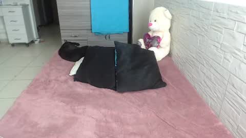Snapshot of analiz_ chatting on 06-27-26, 12:22 analiz_ online show from 06-27-26, 12:22