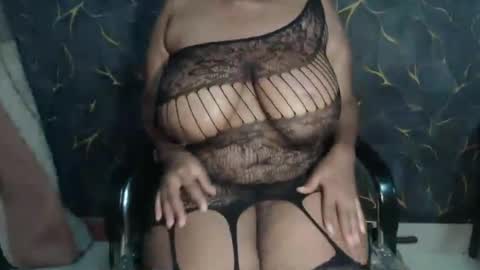 Snapshot of analock chatting on 06-27-26, 05:07 Dotunga online show from 06-27-26, 05:07
