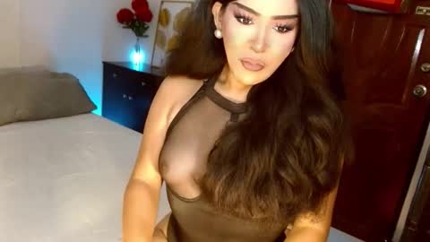 Snapshot of analordgoddessxx chatting on 02-15-26, 11:01 Thena online show from 02-15-26, 11:01