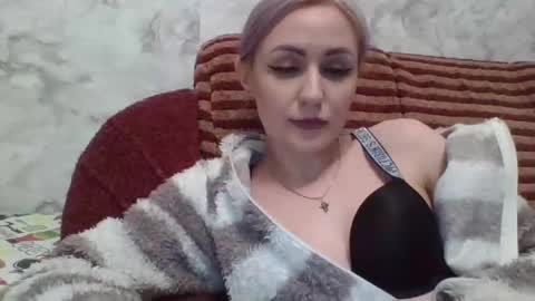 Snapshot of analqueen2024 chatting on 12-10-24, 03:01 analqueen2024 online show from 12-10-24, 03:01