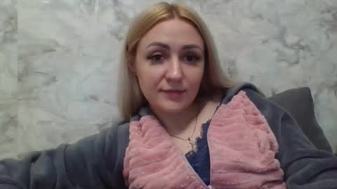 Snapshot of analqueen2024 chatting on 10-17-25, 08:28 analqueen2024 online show from 10-17-25, 08:28