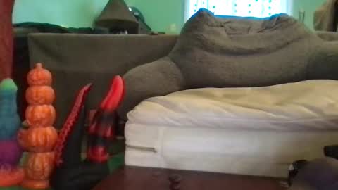 Mandy online show from 11-22-25, 09:25