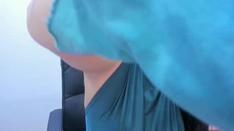 Snapshot of anamaria288 chatting on 02-05-25, 03:23 anamaria288 online show from 02-05-25, 03:23