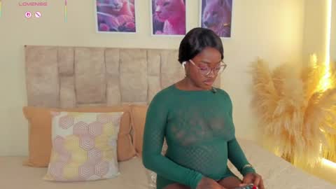 Snapshot of ananya_kay01 chatting on 07-10-26, 03:58 A N A my connection hours are from 600 pm to 12 pm Colombian time online show from 07-10-26, 03:58