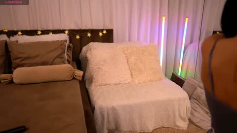 Anna online show from 01-15-25, 04:04